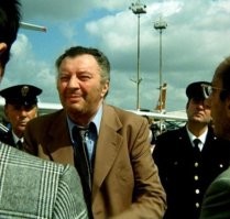Супруги-пенсионеры решили провести остаток жизни на борту круизного лайнера