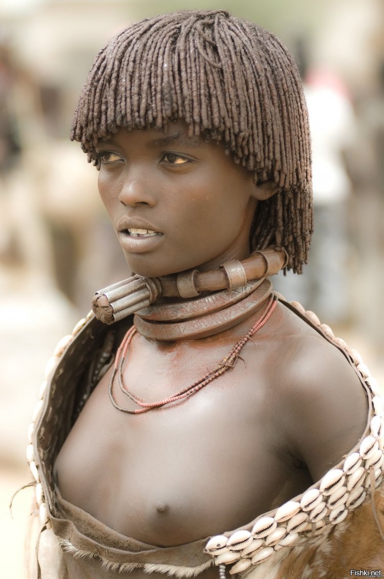 грудь женщин из племени фото 40
