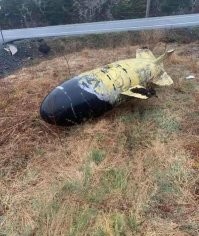 Ха! Очень смешно делать такие поплавки в Галифаксе, учитывая что там произошло когда-то...