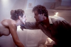 Покойся с миром Рэй. Ты был хорошим человеком, который шикарно изображал плохих людей.
В список фильмов после "Идентификации" я добавил бы ещё и "Турбулентность".