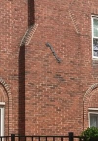 Это что бы Асассины могли залезть по стене