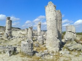 Я бы там на экскурсии. Техника там прекрасно работает, от камер мобил, то кассового апарата на входе. А место и в самом деле уникальное: