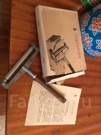 Пользуюсь каждый день. Только струна раз в 5 лет рвётся бывает)