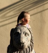 да лан! можно по Питеру походить и посмотреть на львов, коих в 19 веке делали люди которые их ни когда не видели. вот этот в Павловске, например