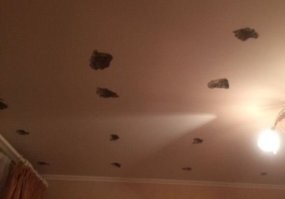 <<Когда сосед использует слишком длинное сверло>>