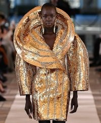 Вот эти 2 вполне достойно выглядит, как высокая мода