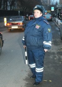 - Маме звони! 

. мама видимо в ГАИ работает?