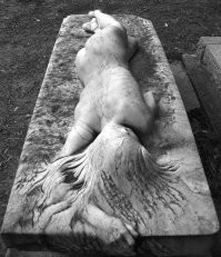 Эстетика смерти: самые завораживающие надгробия мира