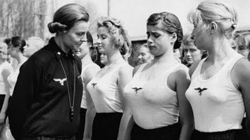 Друг заинтересовался. Друг много слышал про доинтернетовские немецкие фильмы...