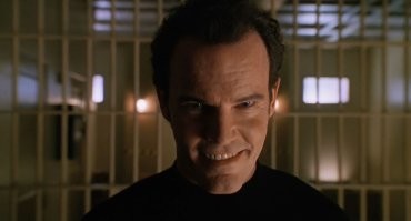 Не ищите здесь смысл. Здесь в основном маразм