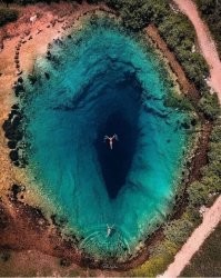 Я б назвал это Пуп Земли)