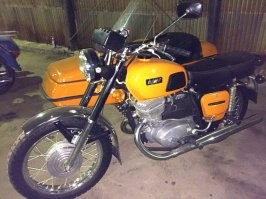 Блинский ёж ребята, эта Планета-4, у меня была рыжая или оранжевая, кому как.