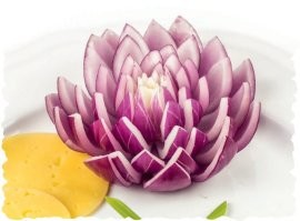 цветочками :) Пока нарезаете все вопросы исчезнут... останутся только междометия