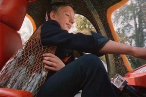 Сбывается пророчество!
2084г - Коля на флипере летит сдавать бутылки