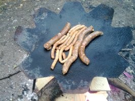 Это раньше был диск от культиватора.