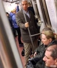 "Мы заберём все ваши деньги; такие условия". Реакция соцсетей на новые условия в Банке Тинькофф