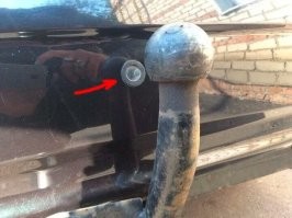 Не благодарите.

Парктроник   это система, устанавливаемая на автомобили и предназначенная для предупреждения водителя о возможных препятствиях, которые находятся сзади или сбоку. Основной функцией парктроника для авто является обеспечение безопасности и комфорта во время выполнения движения назад или парковки. Основными узлами данного прибора являются: электронный блок управления, индикаторы и датчики.