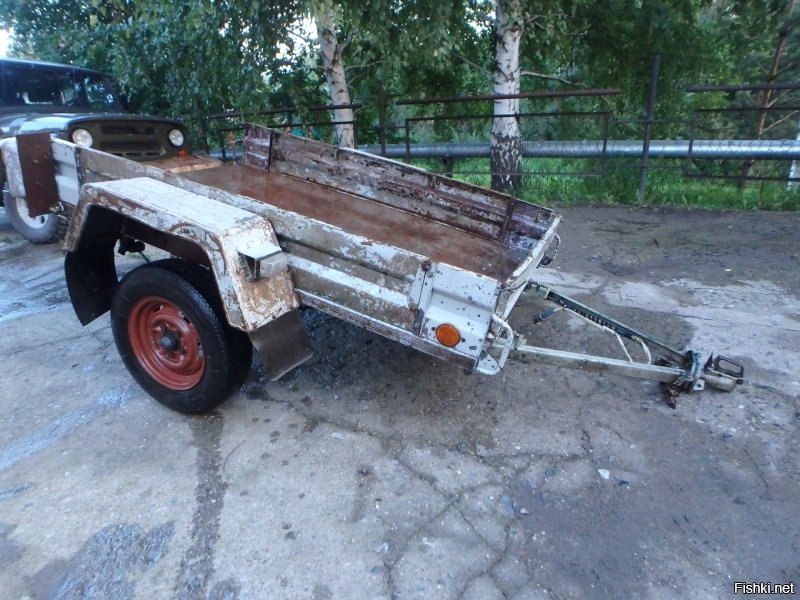 Koenigsegg Regera в красном углеродном волокне выставлен на продажу