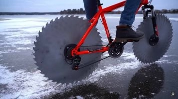 Упадешь как-нибудь неосторожно..