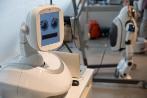 На дне искусственного интеллекта, говорите? Вот оно, ДНО искусственного интеллекта. Продолжаем пробивать