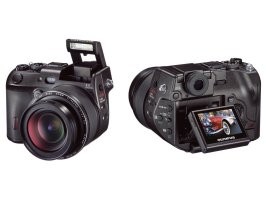 Я тоже ностальгирую по некоторым моделям.

Вот к примеру Olympus C-8080 Wide Zoom.
В далёком уже 2004 это был просто Шатл.