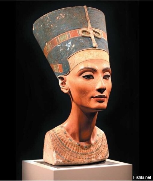 А ничего, что это Нефертити ?