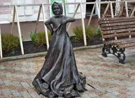 Там же, Угадаете персонаж?