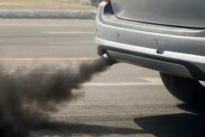 Офигенно размышлять лёжа под дождём и вдыхая выхлопные газы автомобилей...