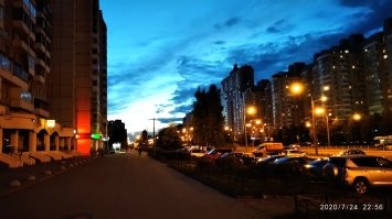Немного окраины вам. Необычное небо, Комендантский проспект...