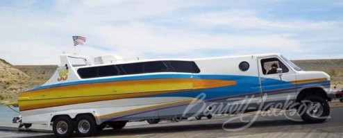 кемпер-лодка/автомобиль.. 21 штука была построена..