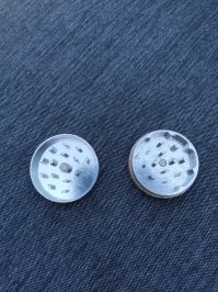 ну тащет это для табака, измельчать его.