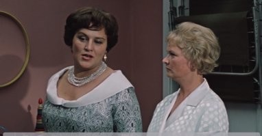 И я не удивлюсь, если завтра выяснится, что Пугачева тайно посещает синагогу!