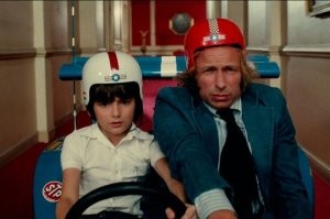 Американцы пытались еще сделать ремейк французского шедевра "Игрушка", где роль Пьера Ришара играл НЕГР!!!!!!
Такое дерьмо получилось!!!!