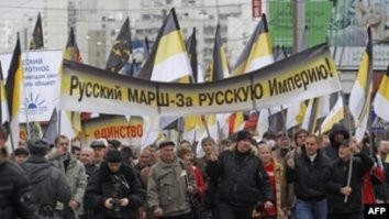 Ну и что ты мне тут понатыкал? Вот тебе тоже фоточки. Угадай, из какой страны.