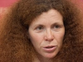 Каккя то странная фотка...
Типа догадайся САМ ДА???
Вы батенька МАНИПУЛЯТОР ЕБ@ЧИЙ и разжигатель всякой Х@ЙНИ!!!

Фоточки где этот П@ДАР один, наверное в интернете найти не удалось да?
Вы повторюсь ЕБ@ЧИЙ ЛИБЕРАСКИЙ гавнюк, который вкидывает информацию в народ, чтобы посеять недовольство...

Прикинь... На запрос в инете "РЫЖАЯ ТВАРЬ" вот это выдаёт....