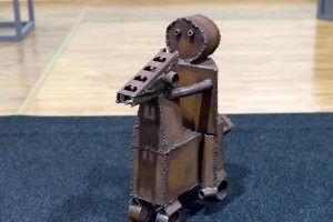 Завод чугунного литья приступил к выпуску детских игрушек. С нашими игрушками вы всегда найдете ребенка там, где вы его оставили!