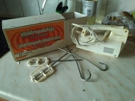 И вот такая игрушка долго трудилась пока шестеренки из пластмассы делать не стали!