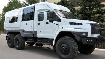 да уж))))  много по России на нем наездишь))))  то ли дело старая добрая буханка)))  там  вчетвером спится легко)) а еще лучше кемпер  УРАЛ))) или камаз