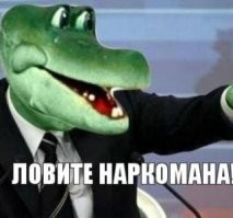 Уникальный, сюрреалистический стиль