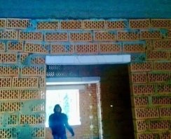 Перемычки шикарны. Интересно, эти стены сложатся до прихода госкомиссии или после?