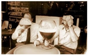 Пить, это тяжёлый труд.
После него надо пивка принять :)