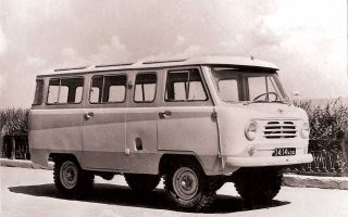 Ну по правде говоря первый УАЗ был таким (1958).