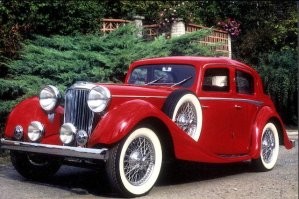 Первый Jaguar назывался: SS 2½-litre sports saloon (1935 год)