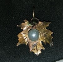 Пару лет назад сыну на уроке труда задание на дом дали, из проволоки велосипед изобразить. Ну я решил ему помочь, и чей то меня занесло)