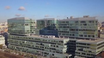 ЖК "Легенда Цветного" на Цветном бульваре в Москве.
Без комментариев.