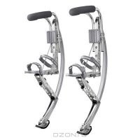 Подобные штуки вполне могли сделать и тогда. Ну а дальше у страха глаза велики, и понятно, что это смотрелось тогда весьма дико, да еще и в темноте.