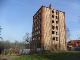 У нас, в Смоленске, до сих пор сохранился.