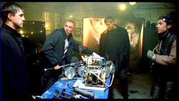 Я еще движку не перебил, тока стакан успел вварить. Ща стакан шлифану и заберете.