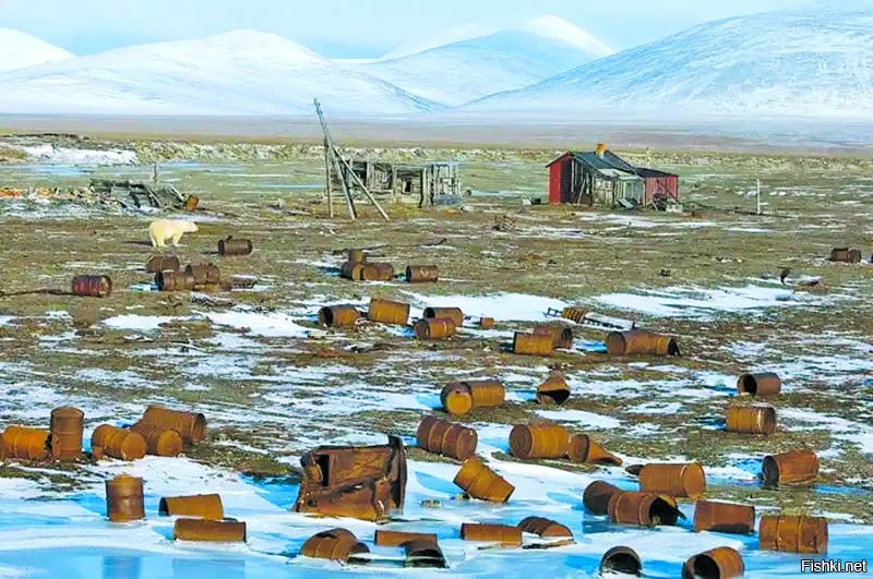 В ГУЛАГ - это не актуально  ..... на Север ..... ,  на острова .....