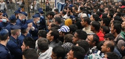 Технические проблемы не главное. Тут другая проблема. В первый же день после открытия моста его штурмом возьмут негры и арабы, прущие толпой из Африки в Европу. Это мост сами европейцы взорвут через неделю